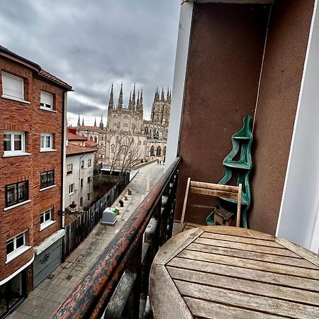 Atuaire Home Vista Catedral De Burgo Buitenkant foto